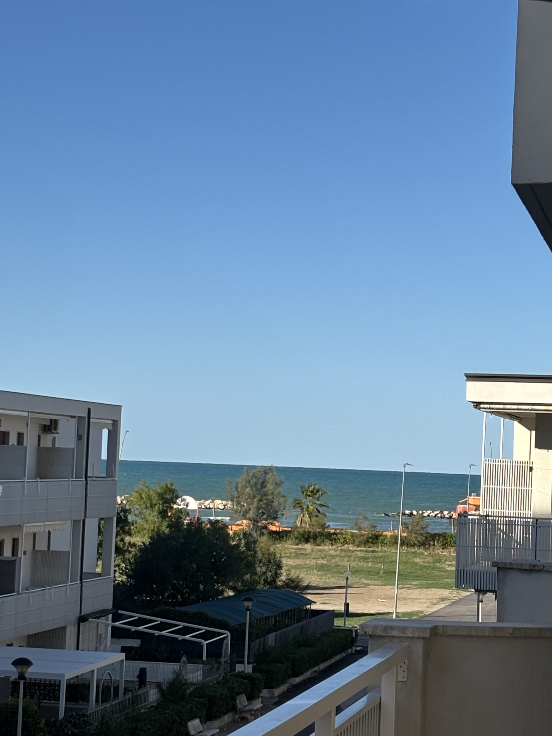 Case-Appartamenti-villette-in-vendita-San Salvo-Marina-Agenzia-Holiday-Immobiliare